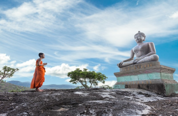 Dấu xưa vọng tưởng nơi đây